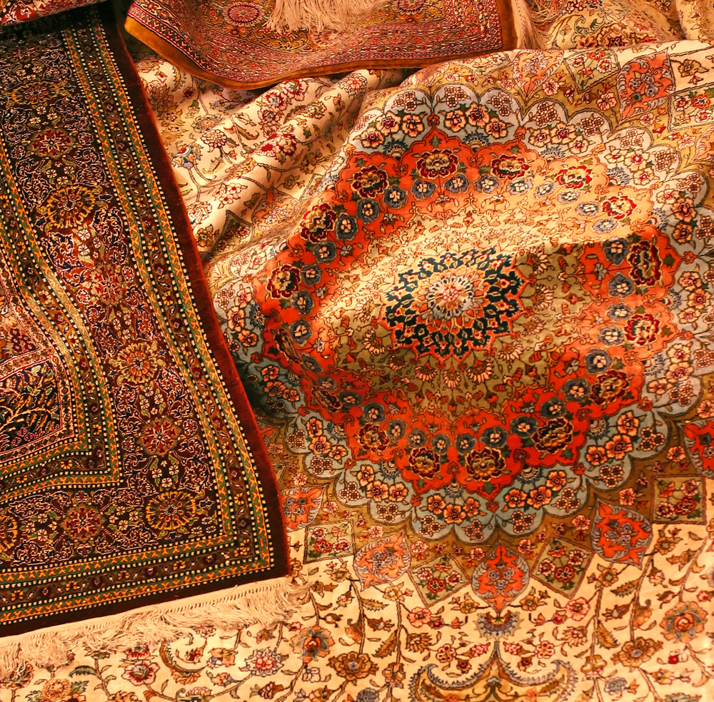clean an antique rug